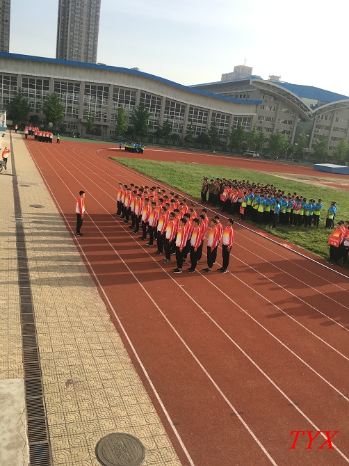 nEO_IMG_体教15级1班.jpg